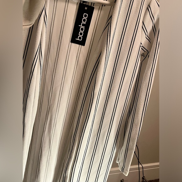 New With Tags Boohoo Duster Cardigan in Size 0 - Picture 7 of 8